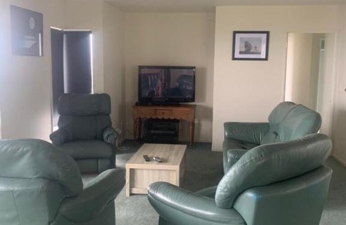 Whitianga House | Hosts on the Coast Top 100 on Centennial