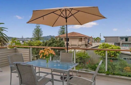 Whitianga House | Hosts on the Coast View to Mercury