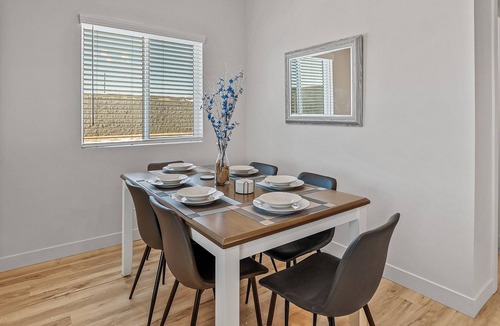 Bellemont House | Hosts up to 8! Family and Pet Friendly! Close to Grand Canyon, Bearizona, Flagstaff, Williams