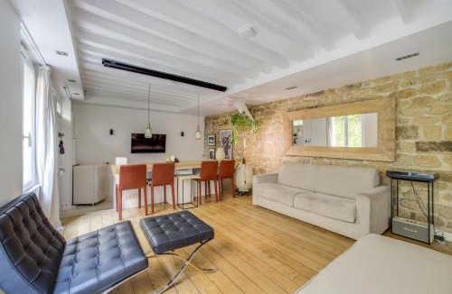 Quartier de la Porte-Saint-Denis Apartment | Hot Hot Hot Loft Faubourg Saint-Denis