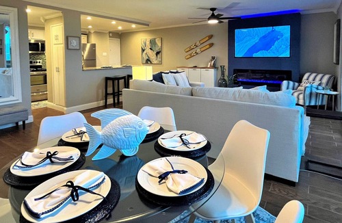 Mid America Condo | Hot Springs Retreat: Lake Views with Boat Slip