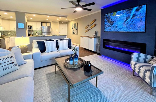 Mid America Condo | Hot Springs Retreat: Lake Views with Boat Slip
