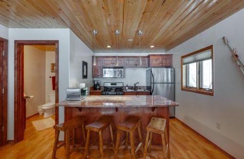 Taos Ski Valley House | Hot Tub Access: Studio 2 Mi to Taos Ski Resort