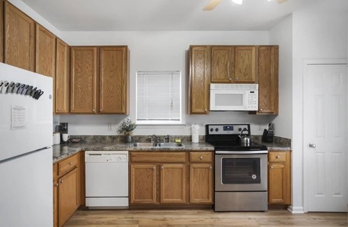 Walnut Creek House | Hot Tub|Arcade Games|Newly Renovated!