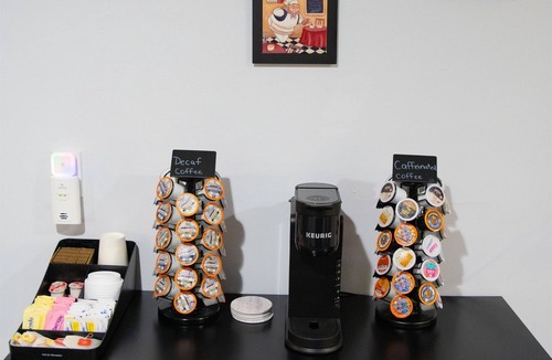 New Castle House | Hot Tub Arcadia - Relax and Play