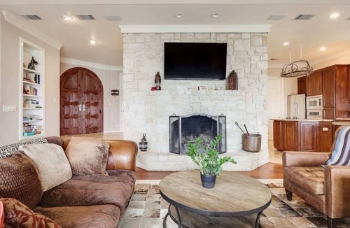 Spicewood House | Hot Tub, BBQ Grill, Views | Lake Travis Retreat