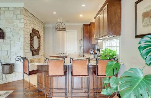 Spicewood House | Hot Tub, BBQ Grill, Views | Lake Travis Retreat