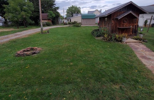 Confluence House | Hot Tub! Book Now for Spring and Summer!