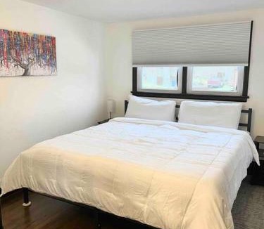 Westside Norwich House | Hot Tub & Cloud Ceiling House