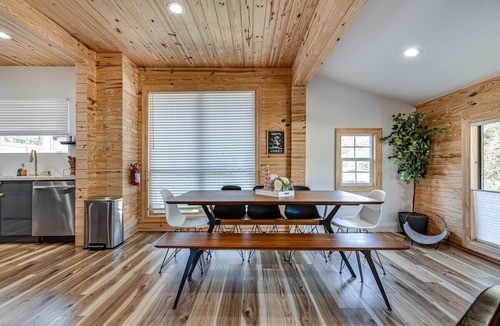 Tobin Hill House | Hot tub, Cowboy Pool-Near River Walk, Pearl Dist.