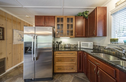 Huddleston House | Hot tub, Dock, Fire Pit, Dog Friendly, Golf,
