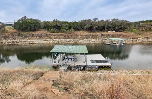 Oatmeal House | Hot Tub, Dock & View! Lakefront Marble Falls Home