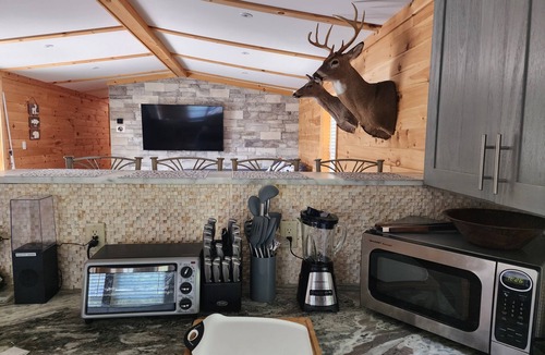 New Kingston House | Hot tub + EV charger