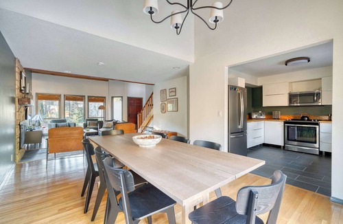 Brightwood House | Hot Tub Fire Pit Arcade Mt Hood Escape