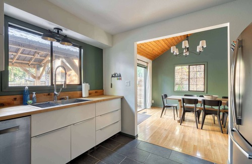 Brightwood House | Hot Tub Fire Pit Arcade Mt Hood Escape