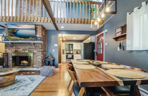 Long Pond Cabin | Hot Tub, Fire Pit & Barrel Sauna: Poconos Abode