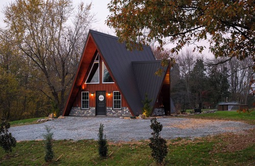 Idlewild Cabin | Hot Tub, Fire Pit, BBQ, On-Site Pond: Kenton Cabin