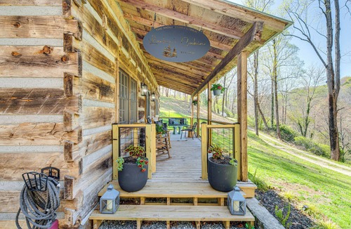 Cherokee Cottage | Hot Tub, Fire Pit & Creek Access: Whittier Cabin!