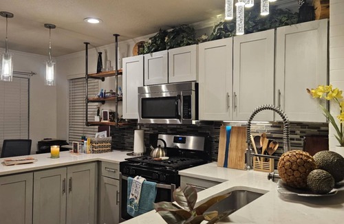 Cedar Park House | Hot tub-fire pit-game room-3 decks -Lake Travis-sleeps 6-house near Austin Texas