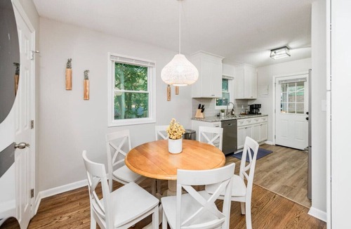 Southeast Raleigh House | Hot Tub Fire Pit Oasis | 3mi to Downtown