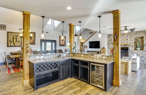 Palo Pinto County House | Hot Tub + Fire Pit: Possum Kingdom Lake Retreat!