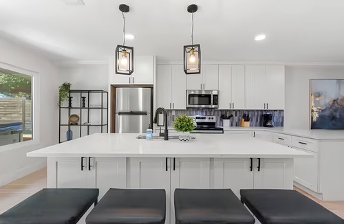 University Hills House | Hot Tub, Firepit & Giant Chess at Austin Hideaway