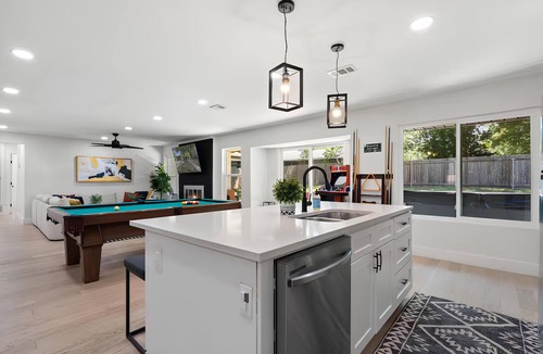 University Hills House | Hot Tub, Firepit & Giant Chess at Austin Hideaway