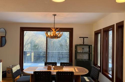 Plymouth Ski Chalet | Hot Tub & Firepit Near Ski Resorts & Cozy Modern Cabin