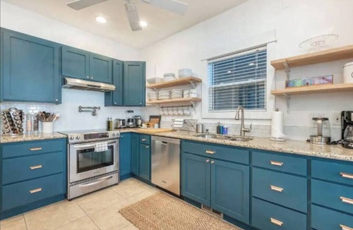 Sullivan's Gulch House | Hot Tub, Game Room & Fire Pit!