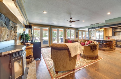 Afton House | Hot Tub, Game Room & More! Lakefront Home in Afton