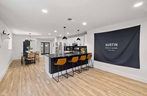 Cedar Park House | Hot Tub | Game Room | Sleeps 10 & Pets