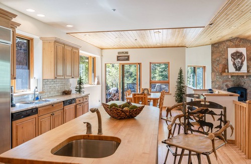 Columbine Lake House | Hot Tub, Great Deck, Hiking/Fishing Close!