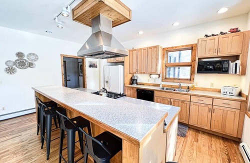 Leadville North House | Hot Tub, Grill, Sauna, Cozy/Chic Retreat