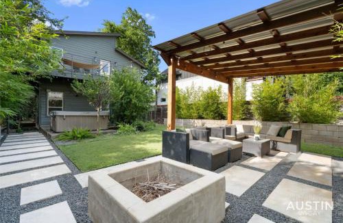 Chestnut House | Hot Tub Hideaway an Incredible Hangout plus Amenities