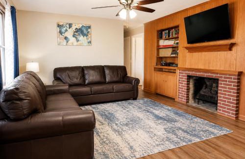 Saint Mary House | Hot Tub Hideaway by Timber Oaks Vacation Rentals