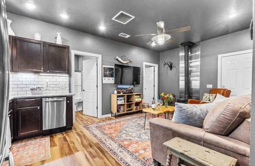 Eureka Springs Apartment | Hot Tub in the Woods, Fire Pit, Pet Friendly