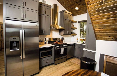 Eureka Springs House | Hot Tub, Lake Access, Kayaks/boards, Firepit