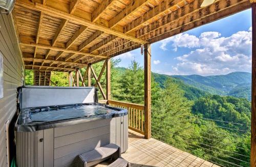 Marshall House | Hot Tub & Mtn Views: Private Blue Ridge Retreat