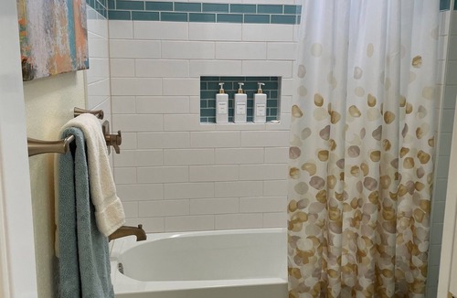 Valley Springs Bed & Breakfast | Hot Tub, Pool AND Breakfast who could ask for more