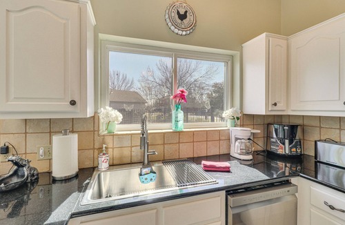 Hutto House | Hot Tub, Pool, & Fire Pit! Solar-Powered Hutto Gem