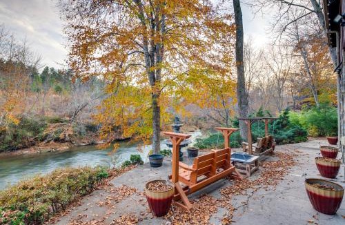 Rutherfordton House | Hot Tub, Pool Table! Riverfront Blue Ridge Cabin