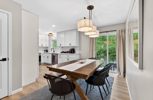 Weldon Spring Heights House | Hot Tub Retreat. 2 King Beds. Game Room Fun