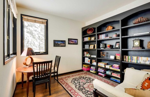 Christie Heights House | Hot Tub & Ski Shuttle: Forested Breckenridge Home!