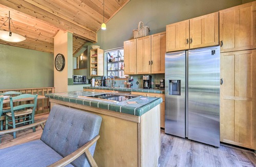 Truckee Cottage | Hot Tub & Ski Shuttle: Northstar Resort House