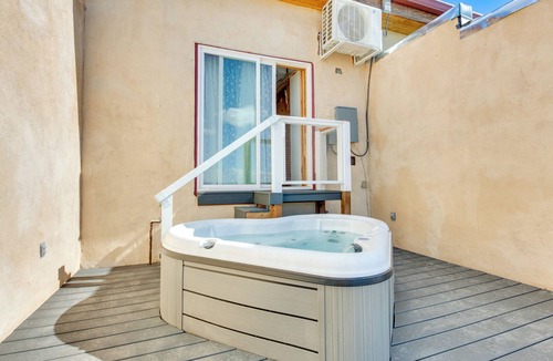 El Prado Apartment | Hot Tub, Sunset Views! Couples Escape in El Prado