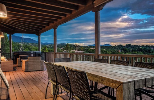 North Hills House | Hot Tub, Sunset Views, Huge Deck, Ski Santa Fe