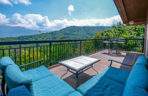 Chalet Village Cabin | Hot Tub, Views, Game! - A Million Dollar View