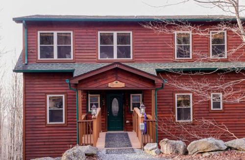 Beech Mountain House | Hot tub, views, Pool Table, Pet Friendly