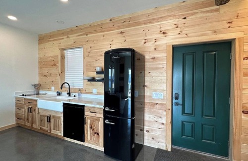 Burdett House | Hot Tub w/Lake Views & Fast Wi-Fi