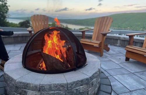 Naples House | Hot Tub While Taking In Lake Front View